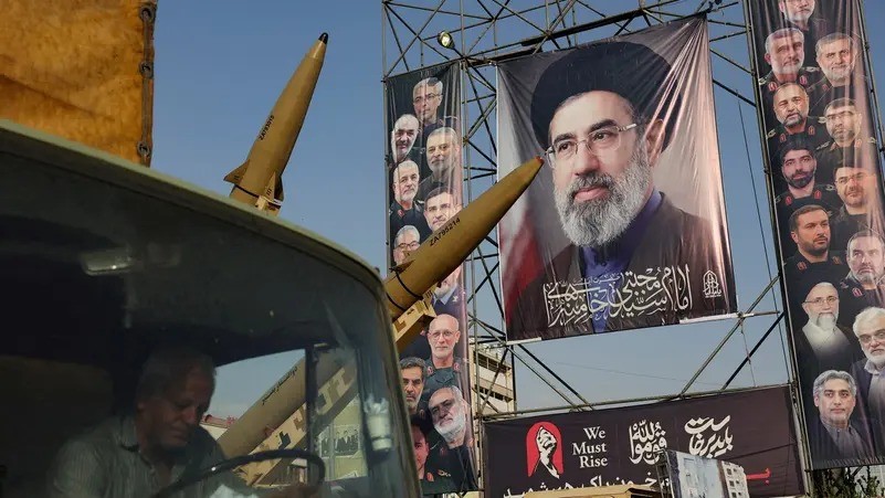 الجيش الإيراني يهدد: سنزيد مدى صواريخنا