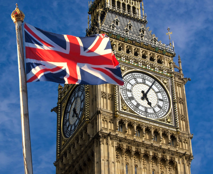 بريطانيا تسحب موظفيها من إيران مؤفتًا 