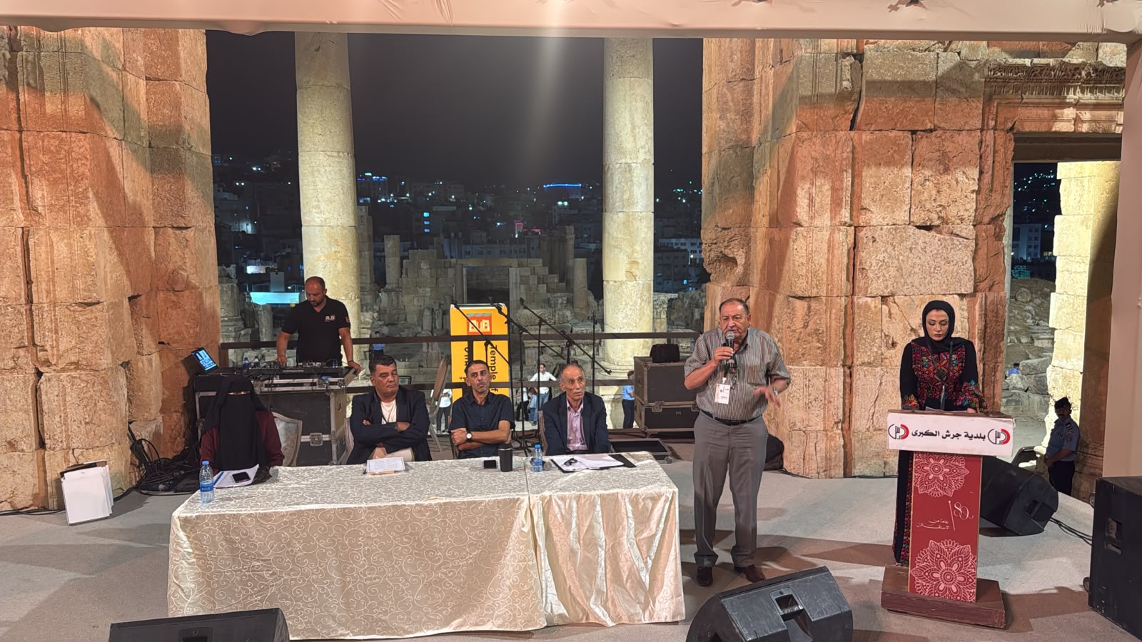 قصائد وطنية وإشادة بجهود دعم شعراء جرش