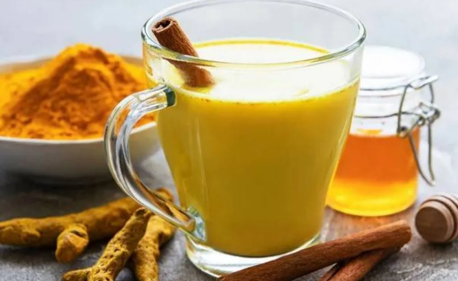 7 وصفات يومية تجعل الكركم جزءاً من نظامك الغذائي