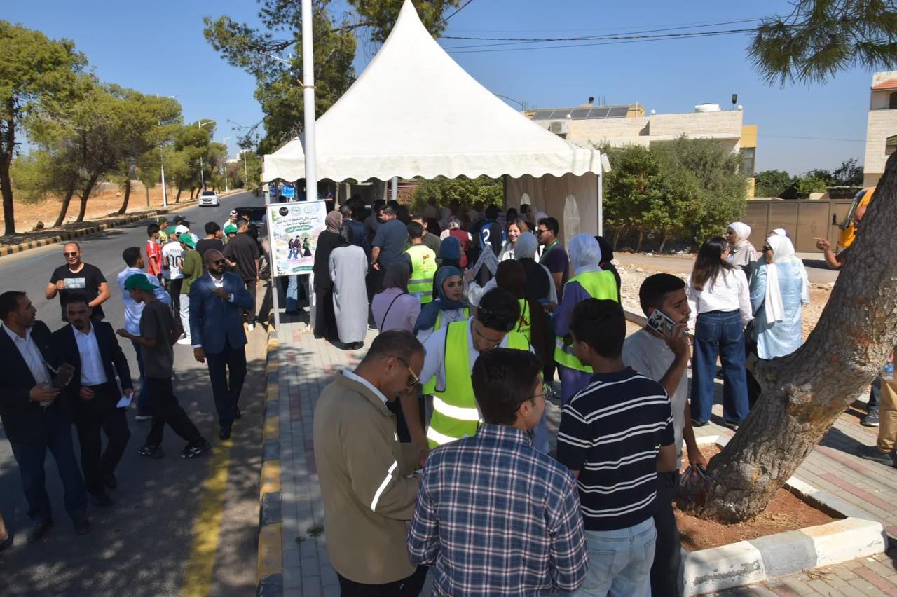   قسم العلاج الطبيعي في جامعة الزيتونة الأردنية يشارك في مبادرة «بصمة خطى» ومسار مادبا الصحي والبيئي والثقافي