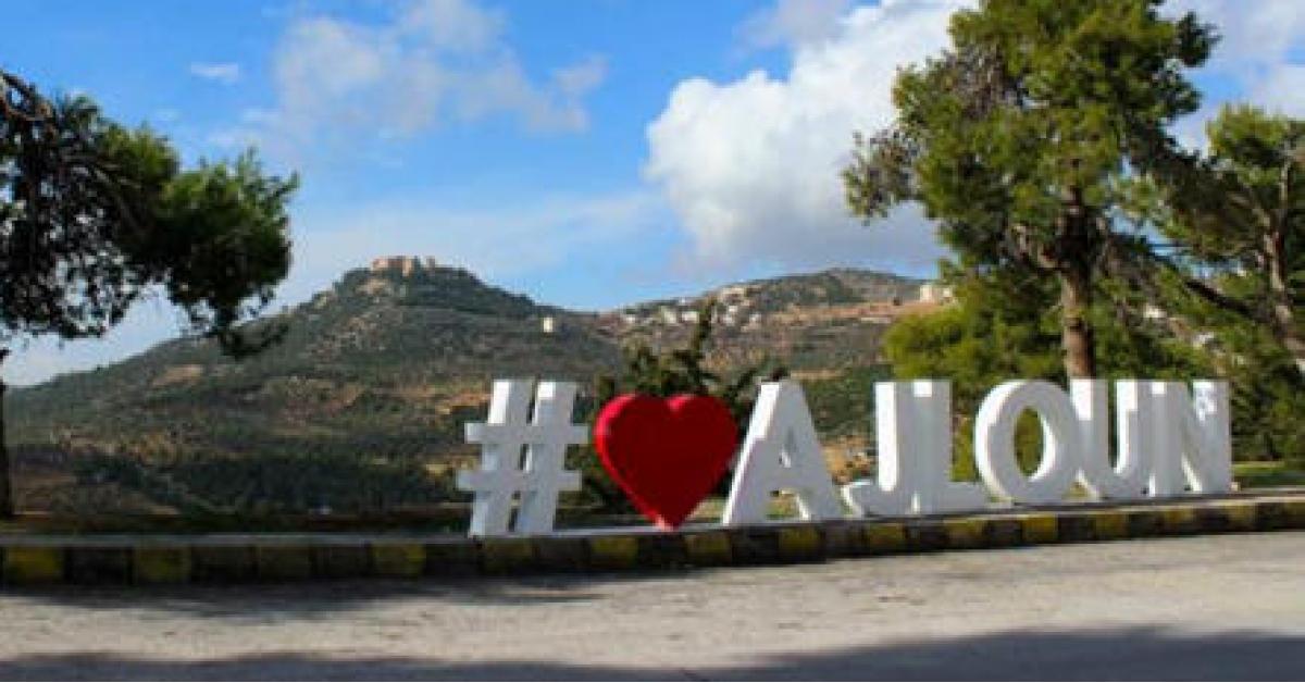 مواطنون في عجلون ينتجون حرفا يدوية لمواجهة البطالة