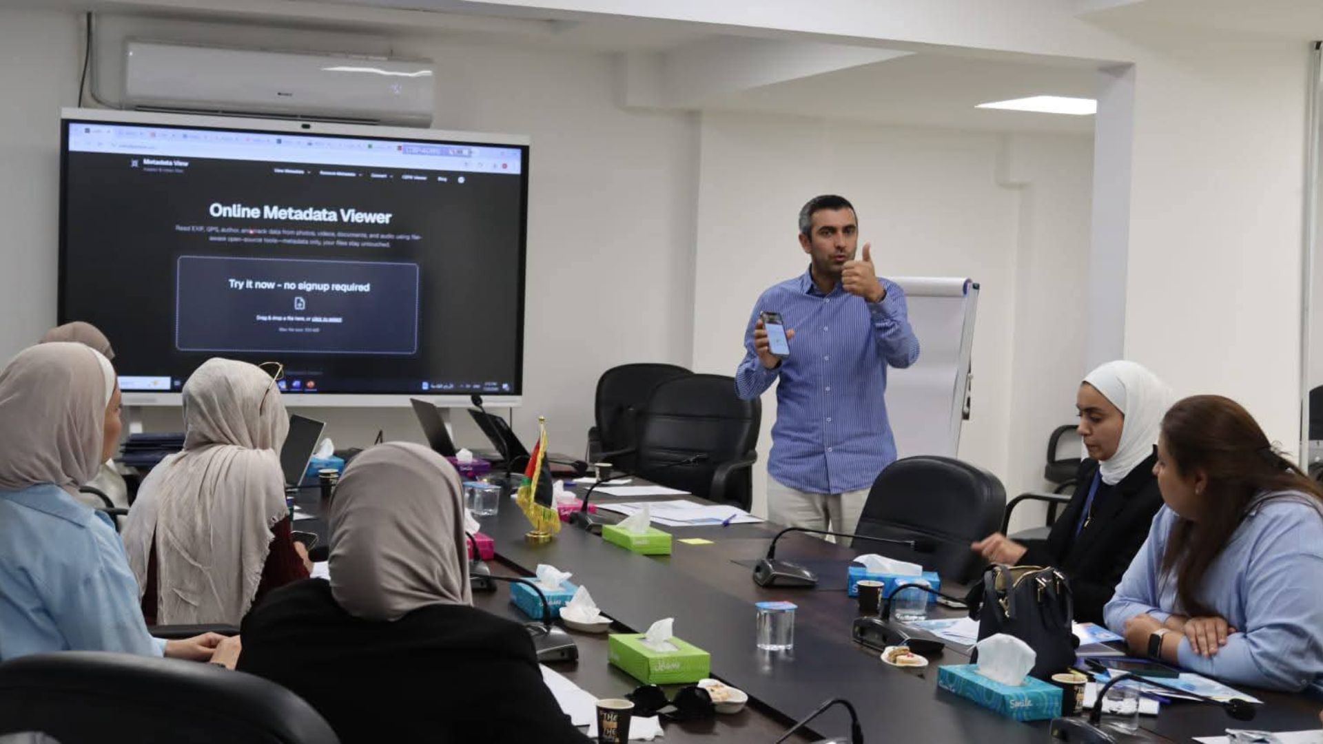 ورشة تدريبية تستعرض آليات إدارة وباء المعلومات