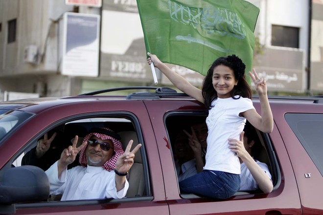 السعوديون ثاني أكثر شعوب العالم سعادة