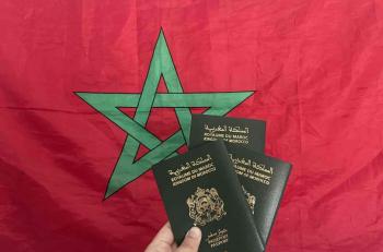 دون موافقة الأب ..  السماح للمغربيات باستخراج جواز سفر أبنائهم
