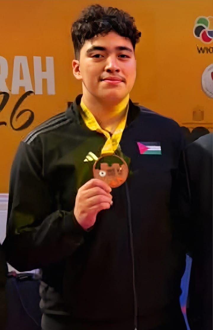 قاسم العمري يتألق ويحصد برونزية الدوري العالمي للكاراتيه بالفجيرة