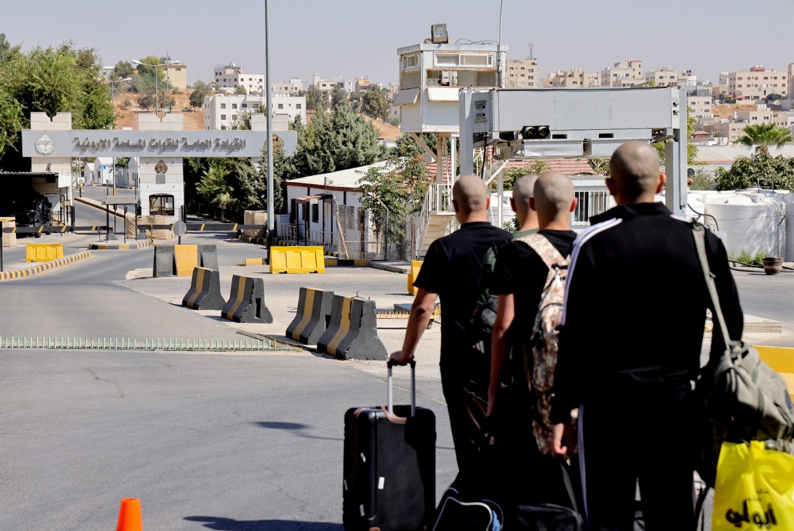 بدء التحاق الدفعة الثالثة من مكلفي خدمة العلم