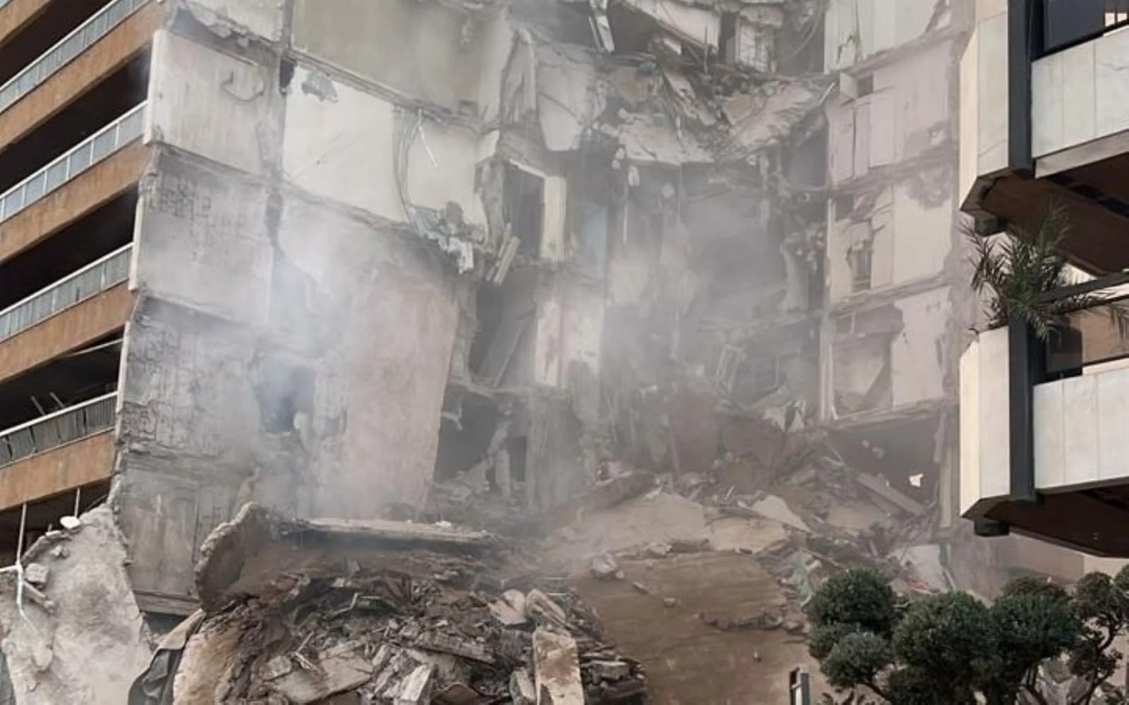 89 شهيدًا و700 إصابة بغارات إسرائيلية في لبنان الاربعاء 