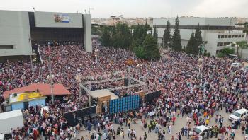 عشرات الآلاف يحتفلون في إربد بزفاف ولي العهد 