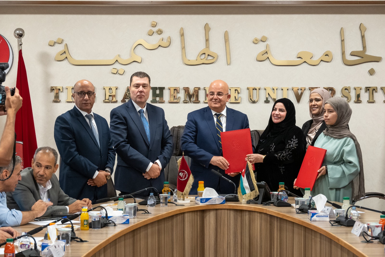 الهاشمية توقّع 10 اتفاقيات لتمكين الشباب وتنمية المجتمعات المحلية