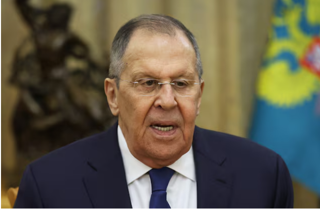 لافروف: الحرب قد تدفع إيران وجيرانها لامتلاك أسلحة نووية 