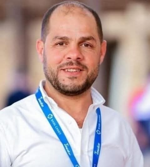 بلدية السلط الكبرى تكرم المرحوم الصحفي عبد الرزاق أبو هزيم  