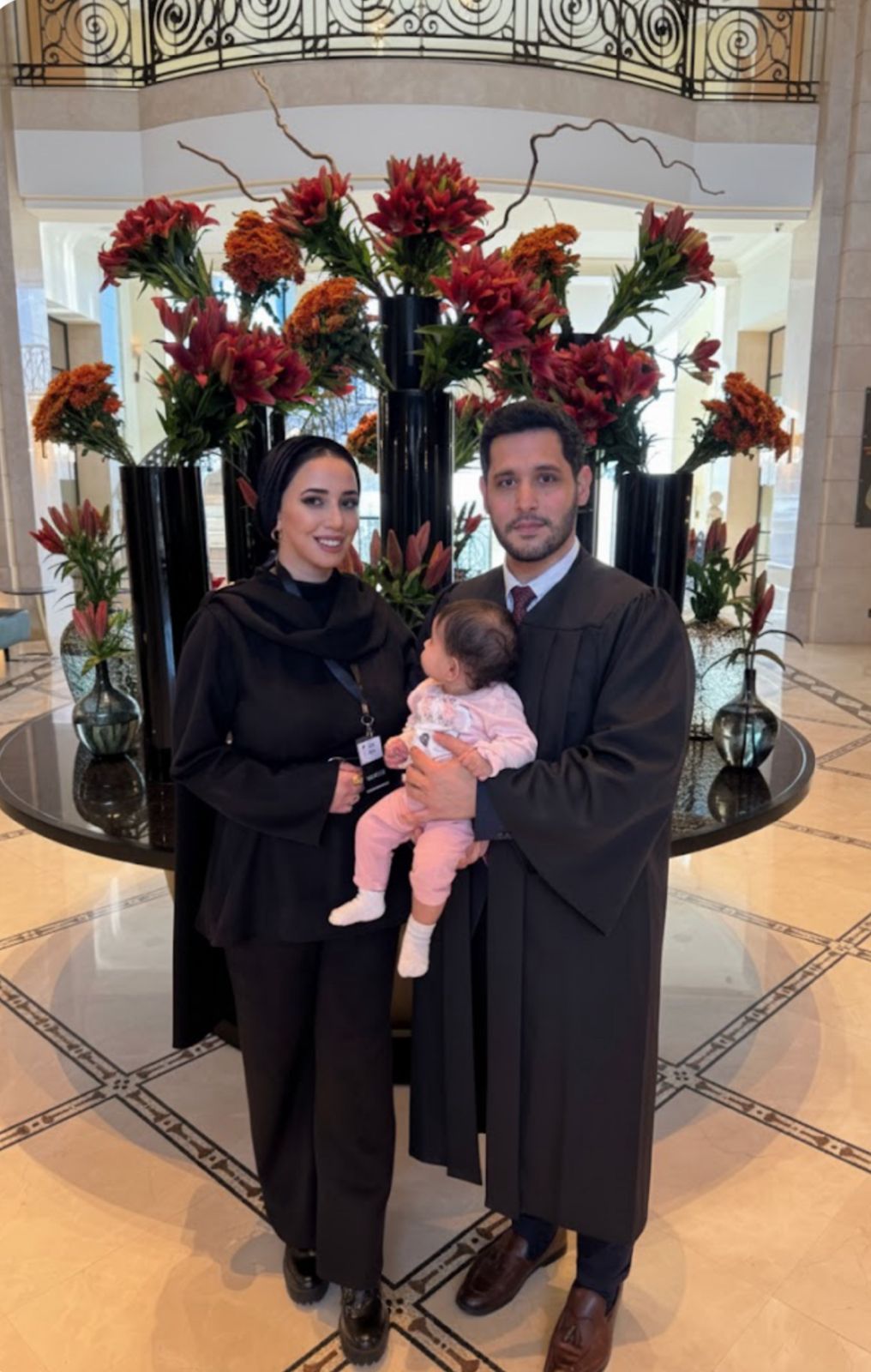 الزميلة فرح أبو رمان تهنئ زوجها بنجاحه في امتحان نقابة المحامين