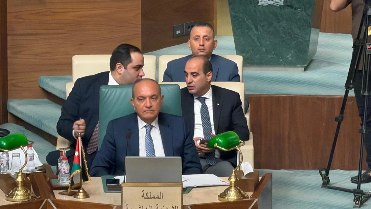 العضايلة: الأردن يرفض كافة الإجراءات الإسرائيلية الرامية إلى تهجير الفلسطينيين