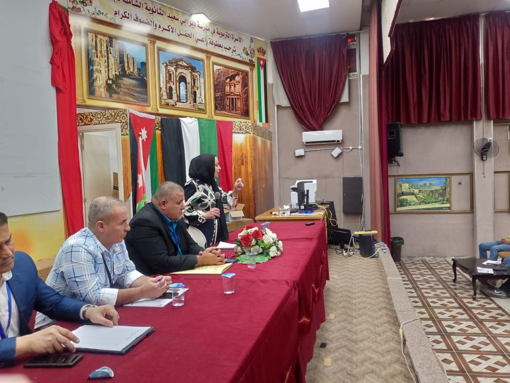 جلسة تعريفية بجائزة الحسين للعمل التطوعي في لواء الكورة