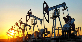 النفط يتراجع بعد زيادة المخزونات الأميركية