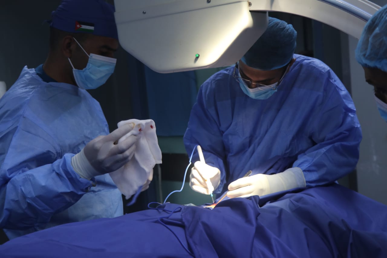 المستشفى الميداني غزة /78 يجري عملية جراحية نوعية