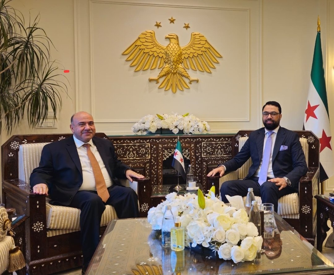 الحديد يلتقي ديبلوماسيا سوريا في لبنان