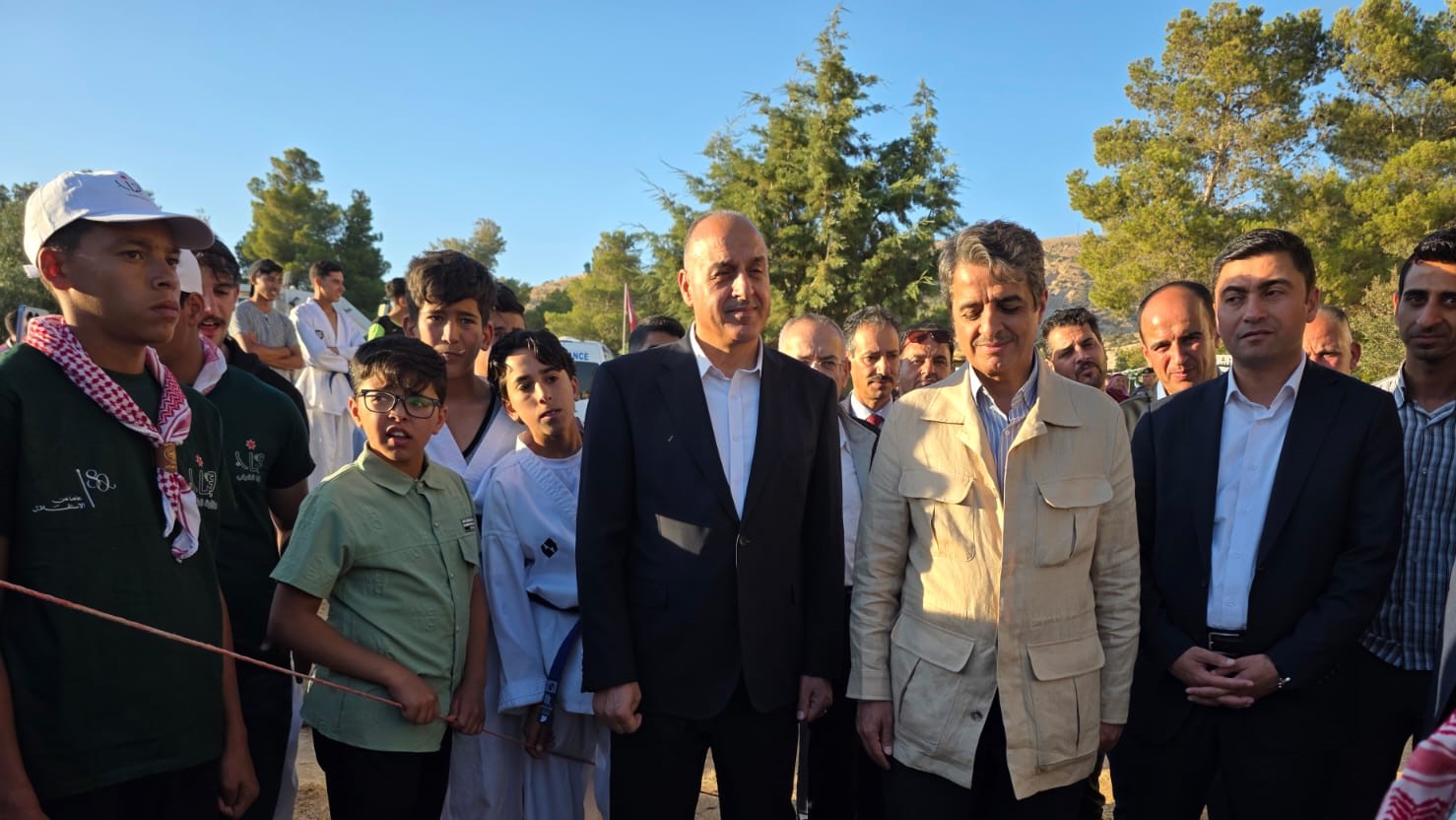 مندوباً عن ولي العهد ..  وزير الشباب يرعى إطلاق معسكرات الحسين للعمل والبناء