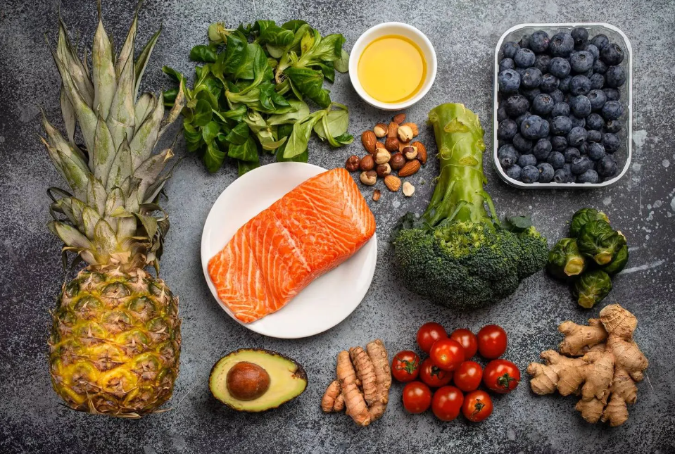 5 علامات تؤكد أن طعامك يزيد الالتهاب المزمن