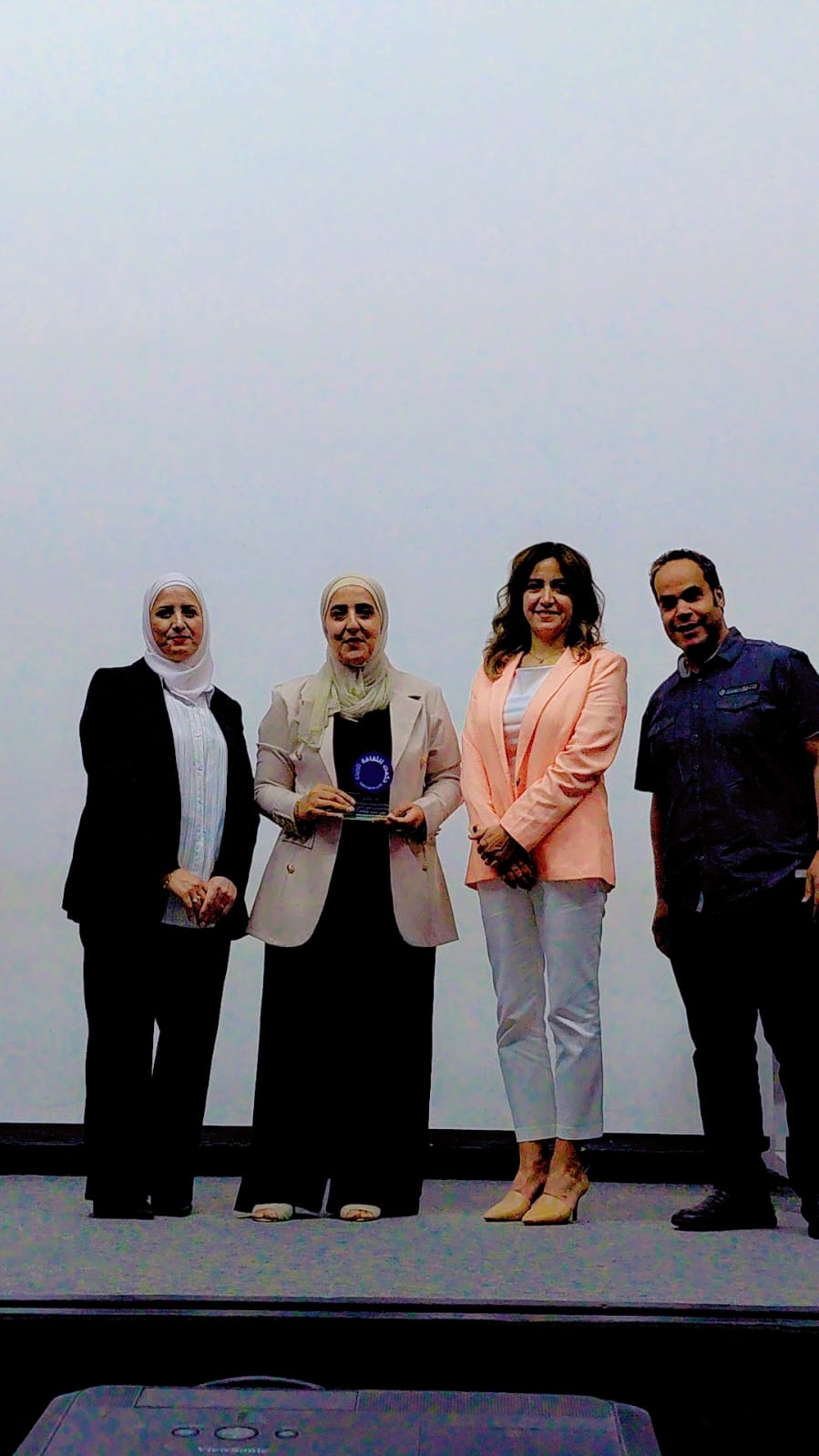 الأميرة عالية تختتم نوادي حكمت الثقافة بعرض إبداعات طالباتها وتكريم المتميزات