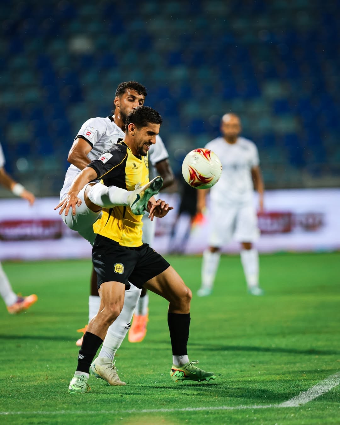 الحسين اربد يفوز على دوقرة في دوري المحترفين