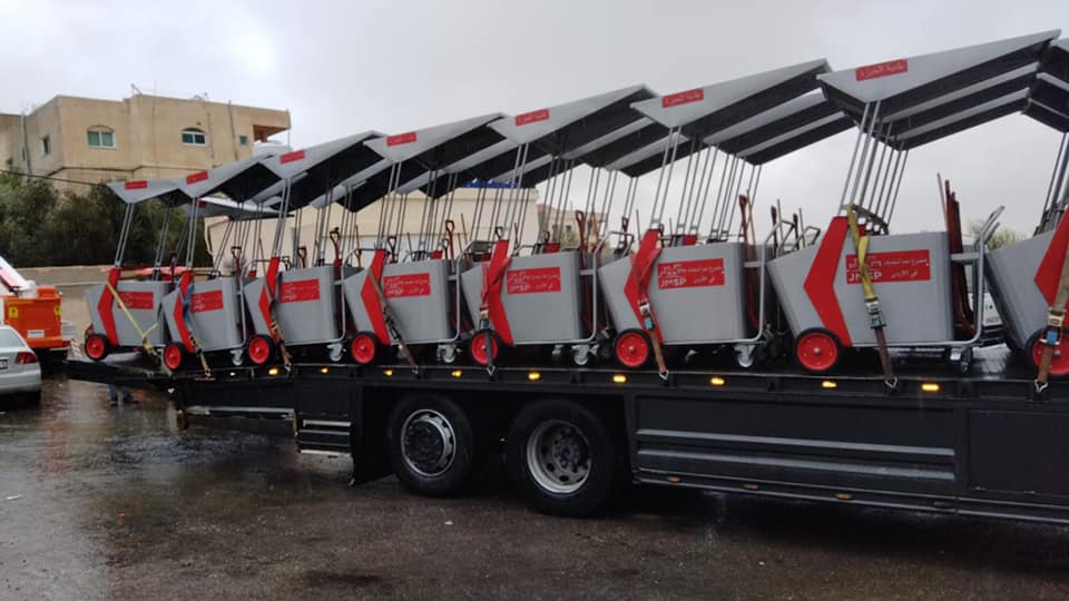 الإدارة المحلية: توزيع 58 عربة نفايات على 5 بلديات 