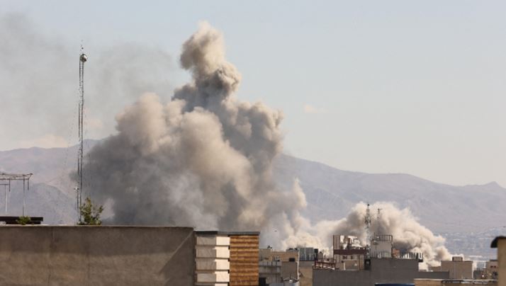 ضربات جديدة على أهداف في طهران ..  وصواريخ إيرانية على إسرائيل