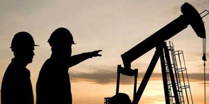 رويترز: النفط يقفز 10% وقد يصل إلى 100 دولار للبرميل