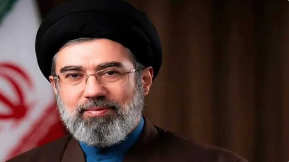 خامنئي: الانتهاكات الأميركية تُظهر أن توقيع ترامب بلا قيمة 