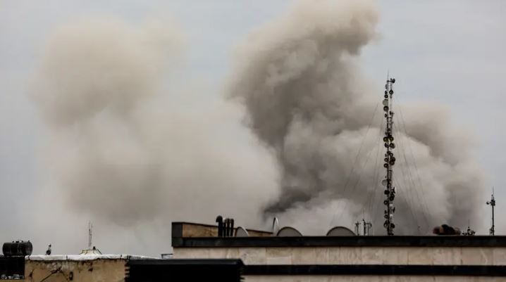 انفجارات تهز مدن إيران ..  وصفارات الإنذار تدوي وسط إسرائيل