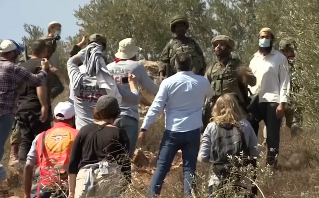 1872 اعتداءً اسرائيليًا على الفلسطينيين الشهر الماضي 