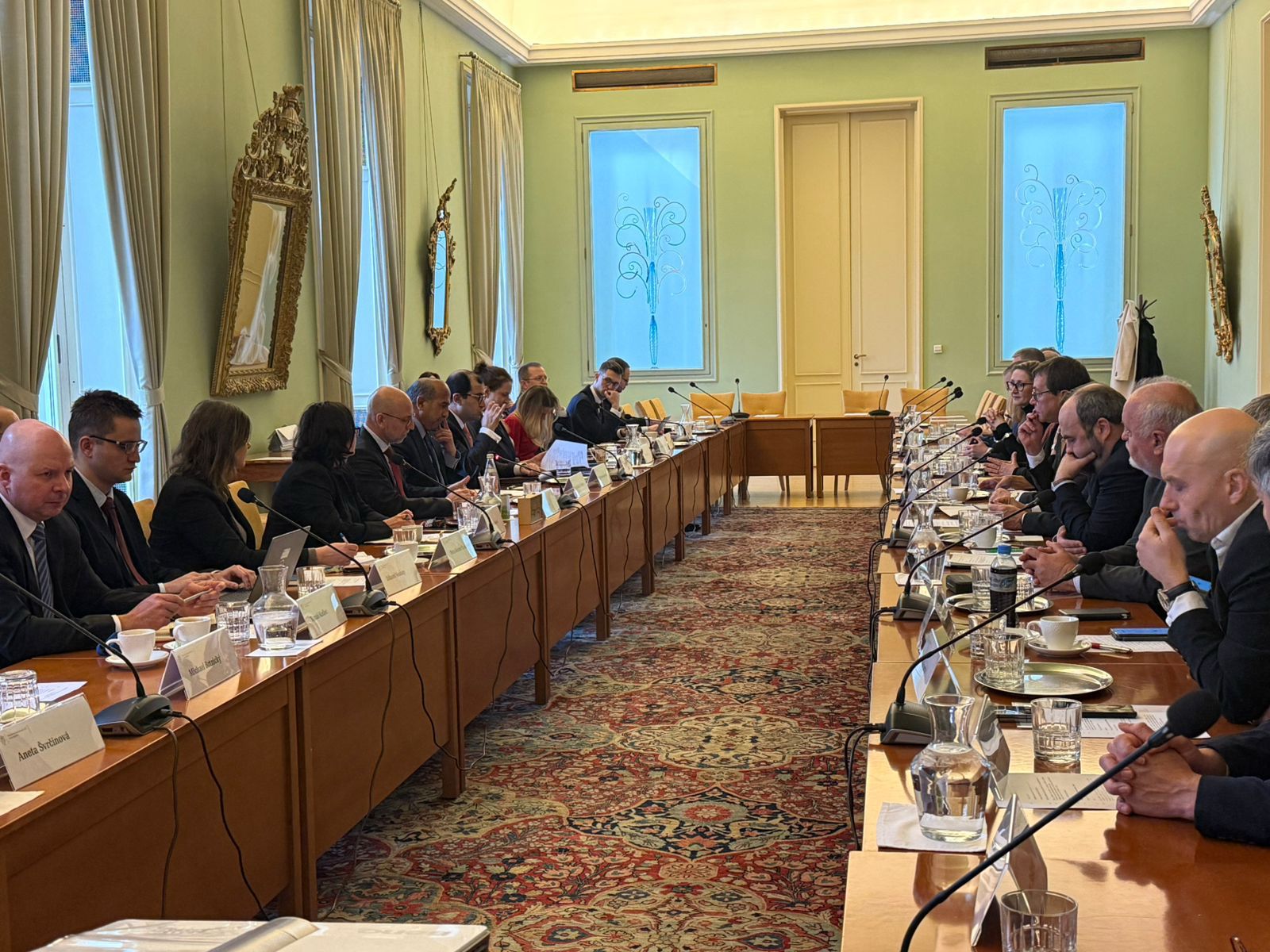 الأردن والتشيك يعقدان جولة مشاورات سياسية في براغ