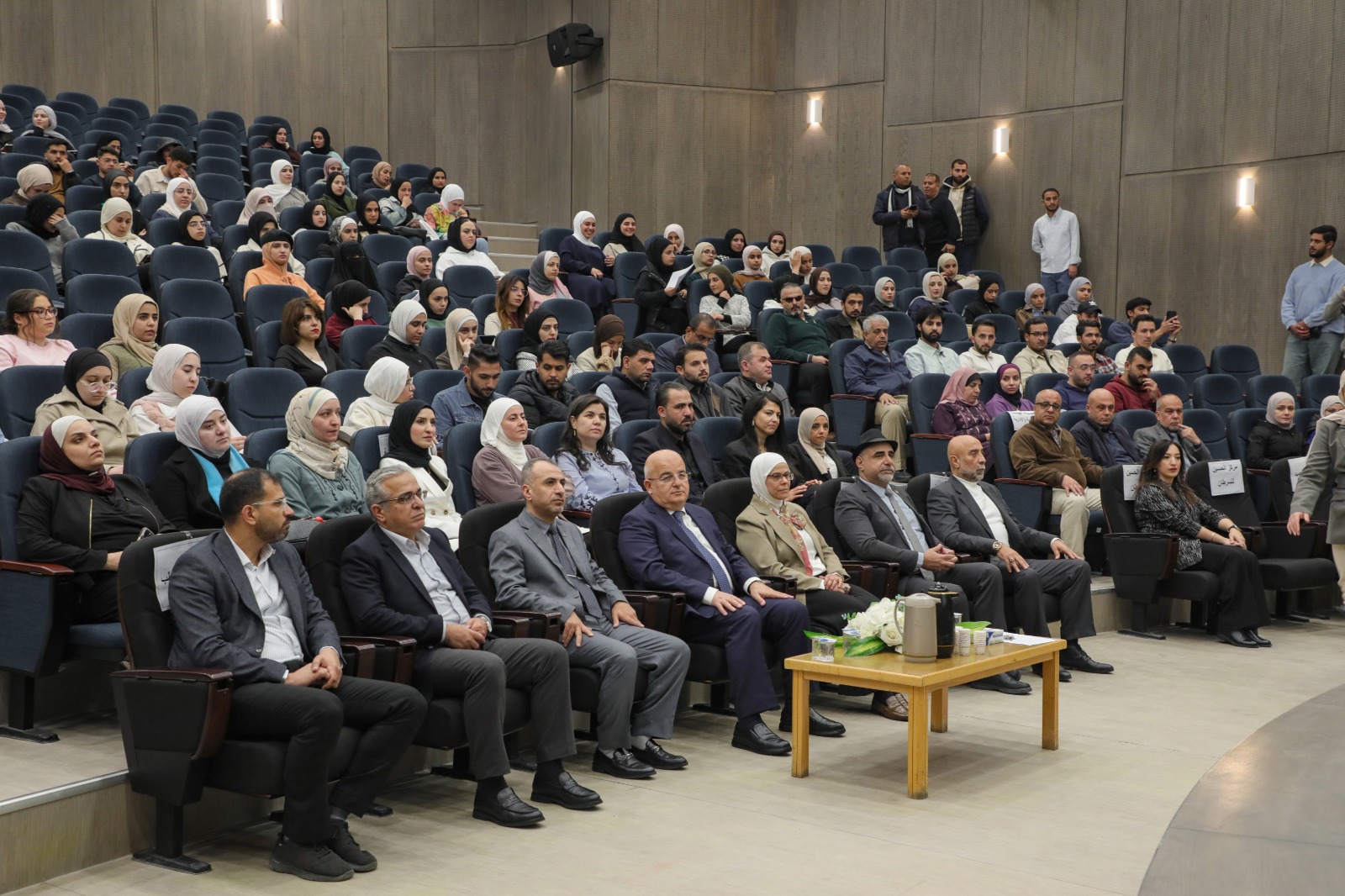 ندوة في الجامعة الهاشمية لتعزيز الوعي حول مخاطر التدخين وتعاطي المخدرات