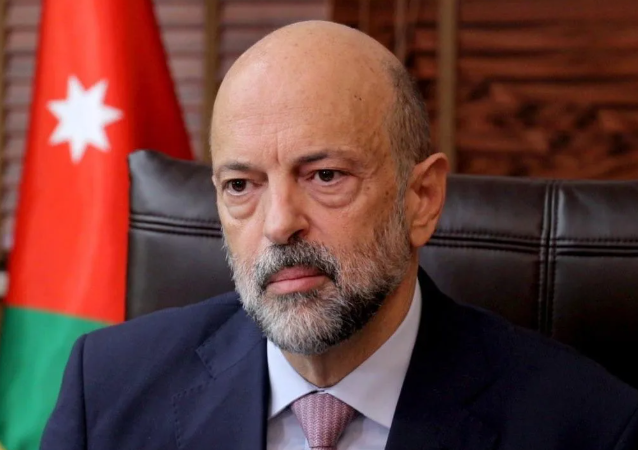 الرزاز والرحاحلة يطلقان ورقة بحثية حول تقهقر النيوليبرالية