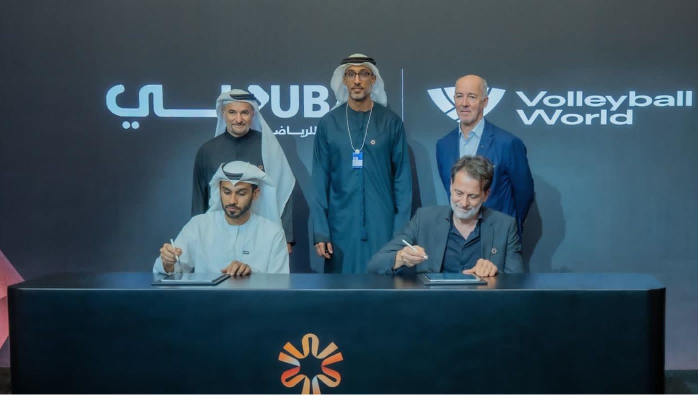 فوليبول وورلد ومجلس دبي الرياضي يطلقان سلسلة العالم للكرة الطائرة الشاطئية
