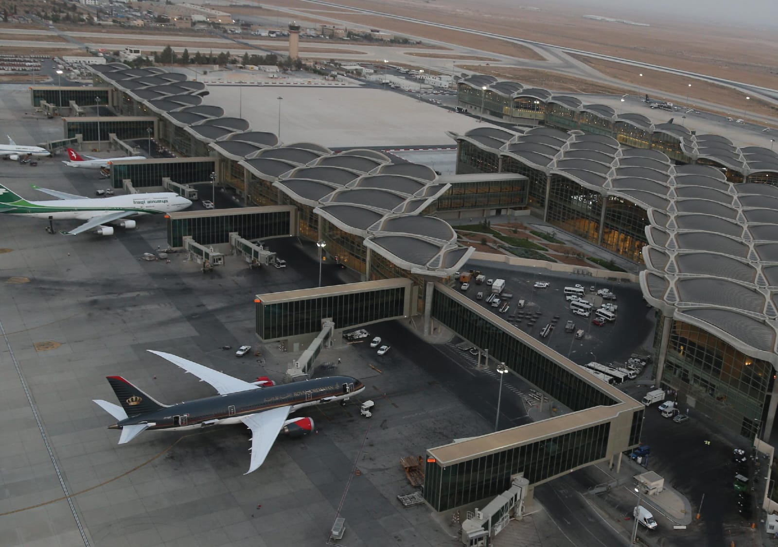 الفرجات: مطار الملكة علياء قادر على استعادة وتيرته المعتادة