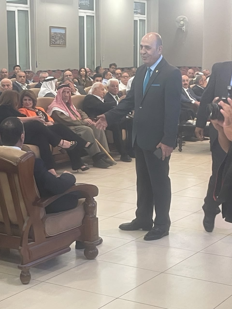 إشهار كتاب «ما هذه الفوضى الموجودة على مكتبك؟» لـ أبو عطا