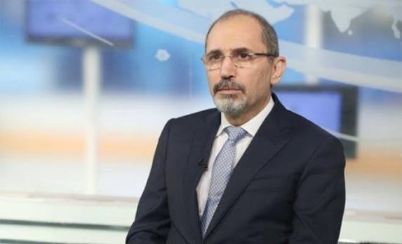 الصفدي: أحر التعازي لأسر شهداء كنيسة الحمود في الكرك