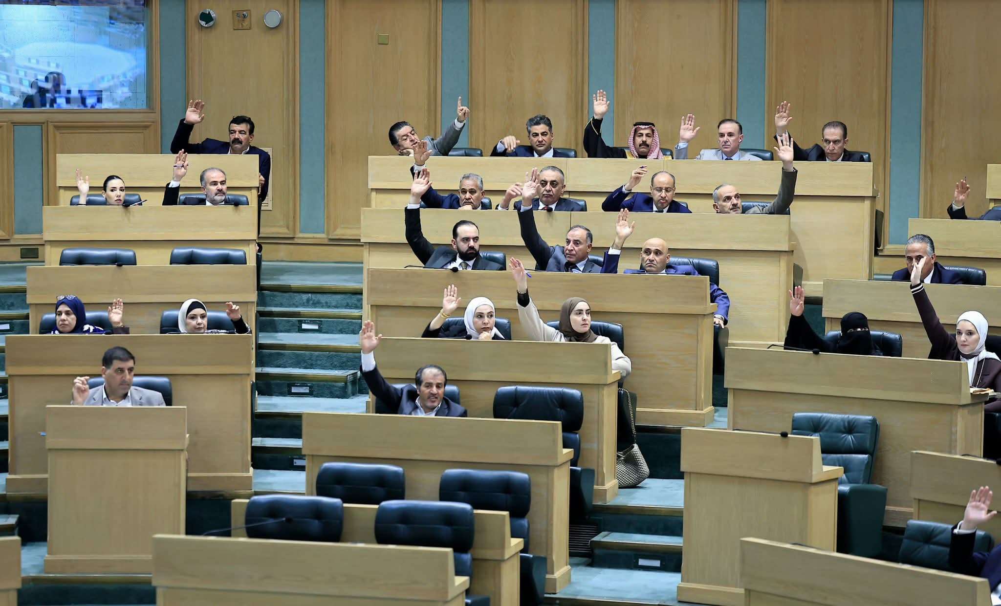 مجلس النواب يُقر 13 مادة بمشروع قانون عقود التأمين