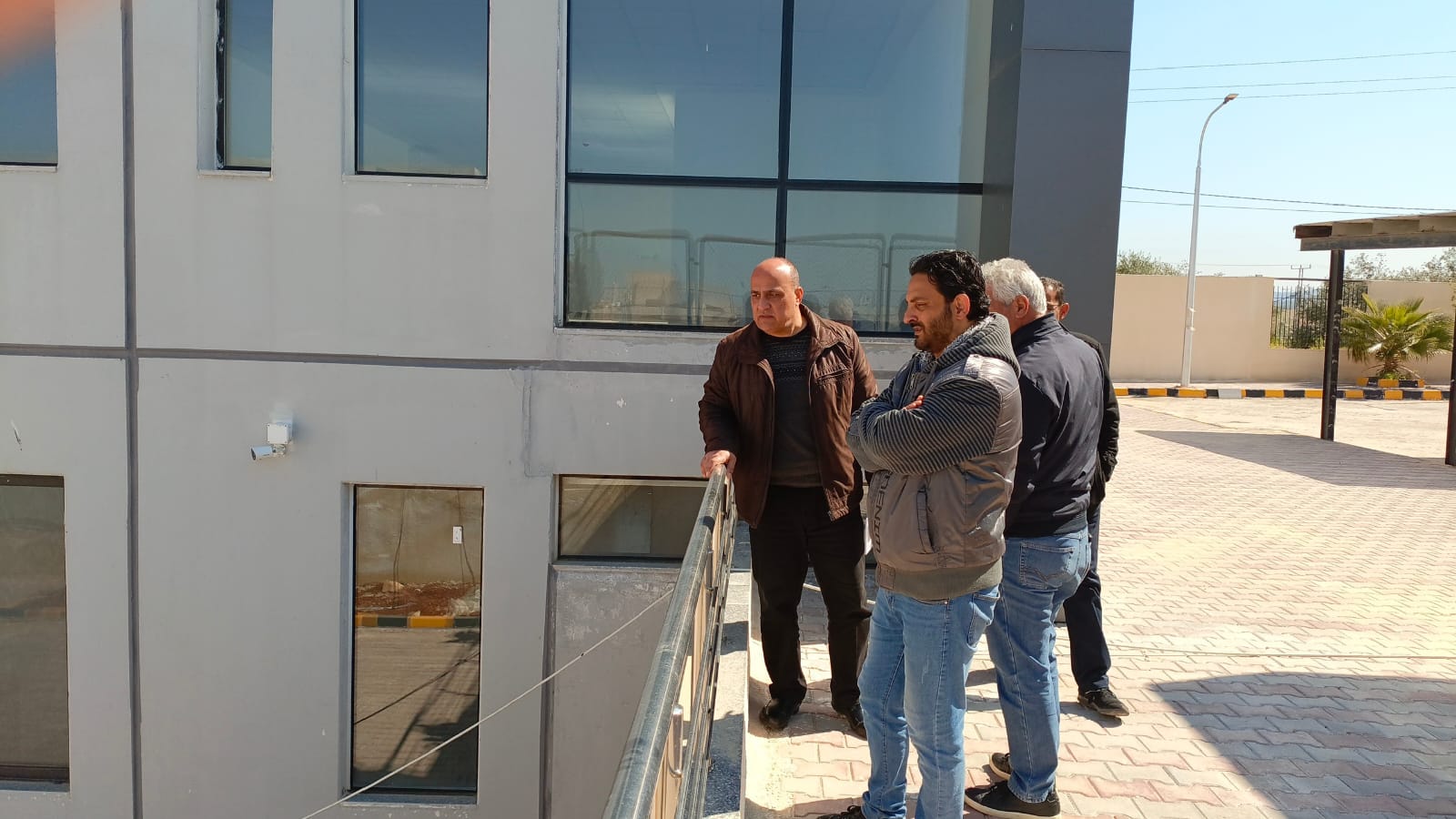 مدير شباب إربد يتفقد مبنى مركز شباب وشابات الوسطية الجديد