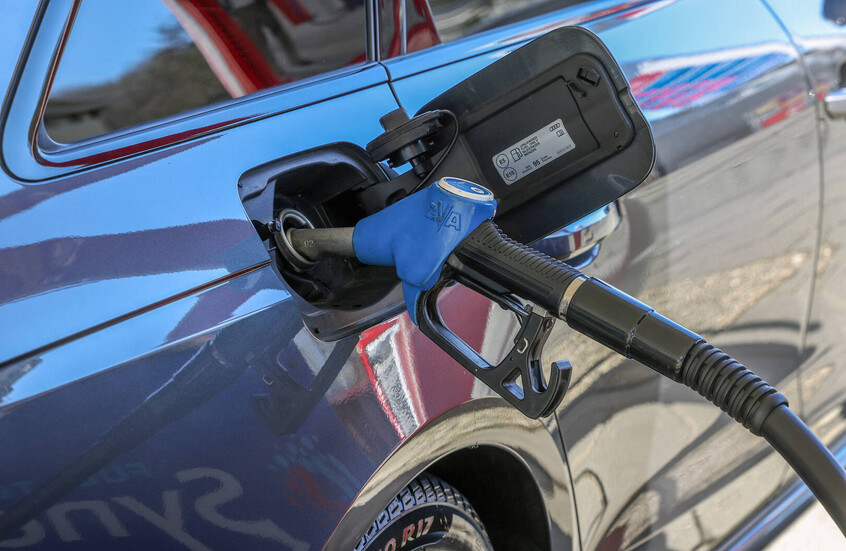 ارتفاع أسعار البنزين ..  طرق ذكية لتوفير البترول