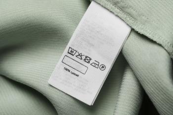 كيفية فهم الرموز الإرشادية على بطاقة العناية بقطعة الملابس؟