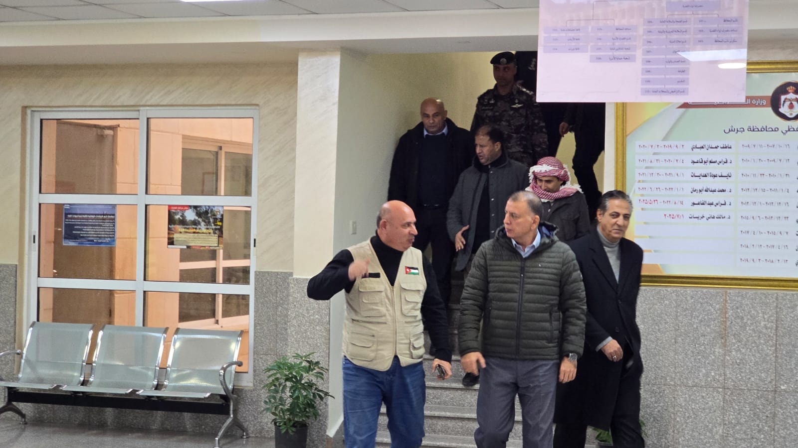 وزير الداخلية يطلع على التطورات الجوية في جرش 