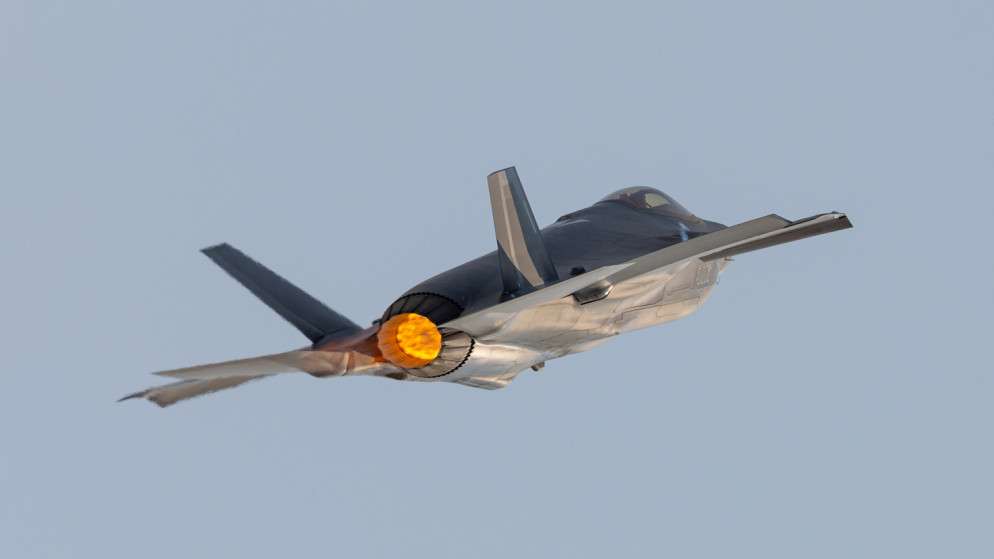 مسؤولان امريكيّان: إنقاذ احد طواقم طائرة أسقطت في إيران 