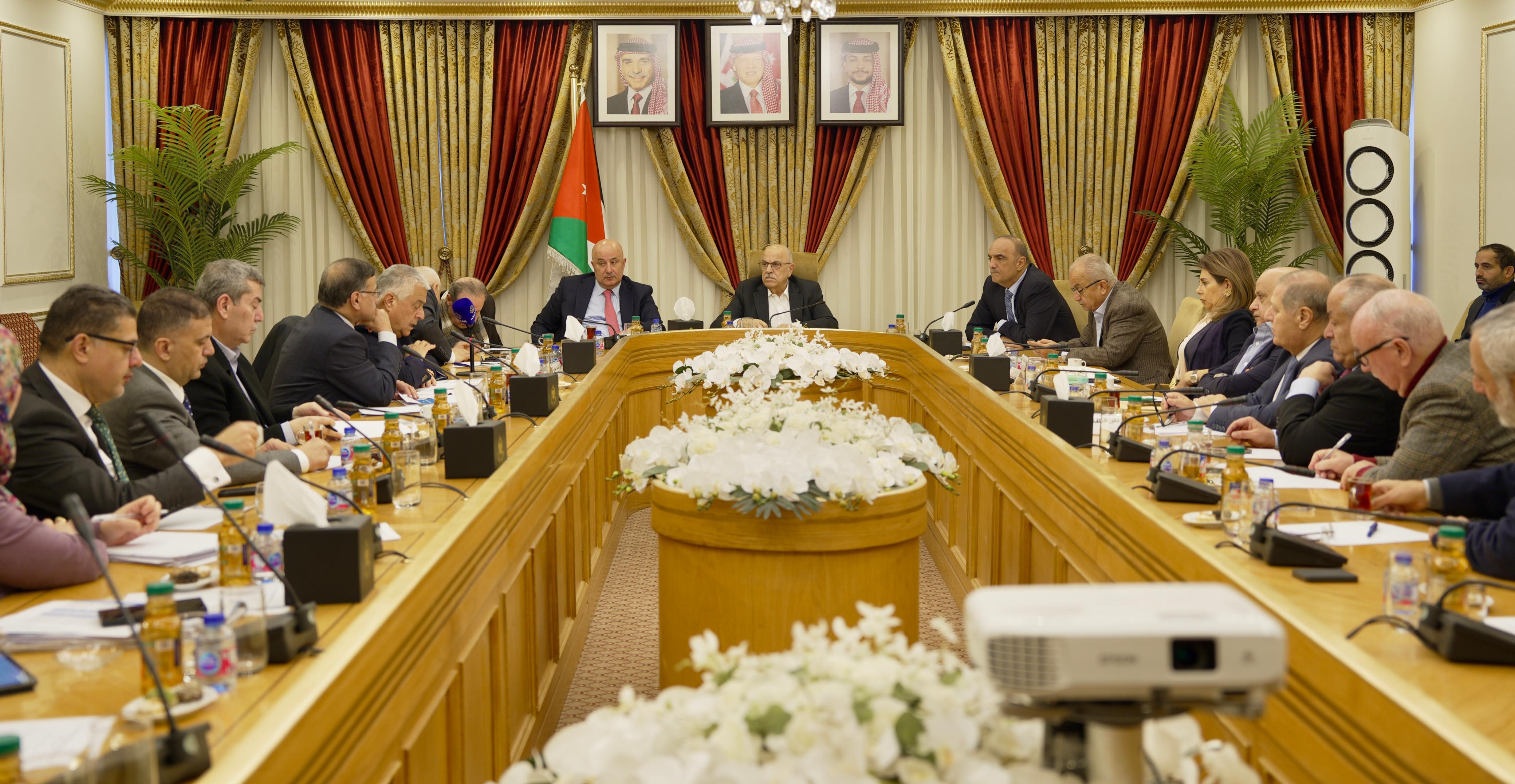 مالية الأعيان تطلع على عمل صندوق استثمار أموال الضمان الاجتماعي 