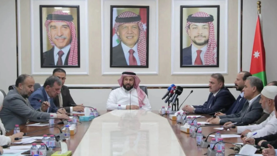 التربية النيابية تؤكد أهمية تعزيز الشراكة مع مجالس التطوير التربوي