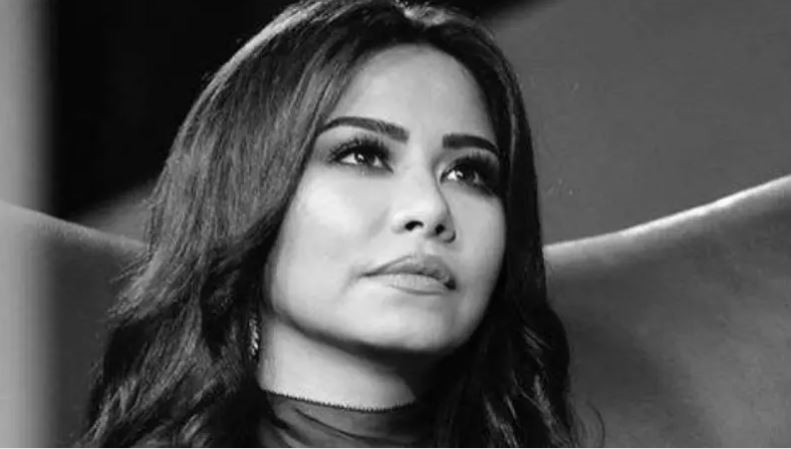 شيرين تبكي منهارة في المستشفى ..  فيديو مسرب يثير جدلاً