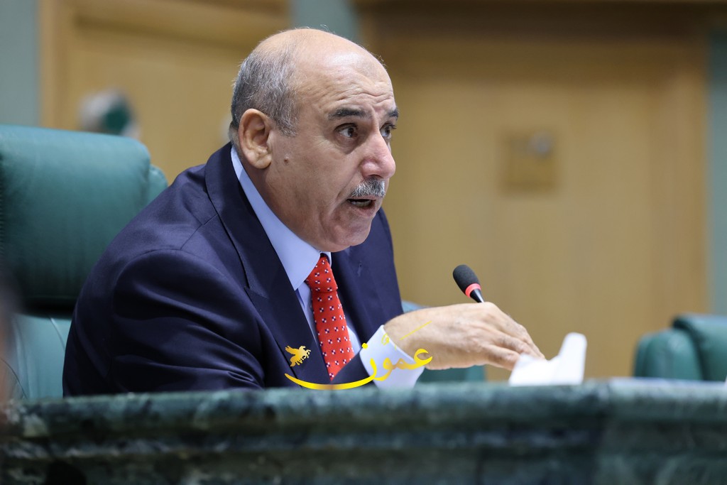 القاضي للنواب: التزموا بالنظام الداخلي 