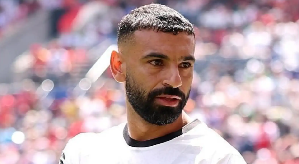 كيف احتفل منتخب مصر بعيد ميلاد محمد صلاح في كأس العالم؟